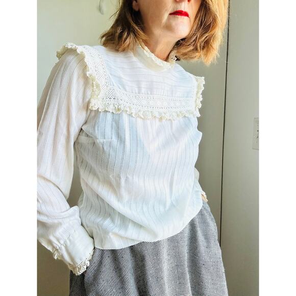 Vintage 80s Prairie Blouse Size Small Cream Crochet Collar/cuff Boho Cottagecore - Picture 9 of 9